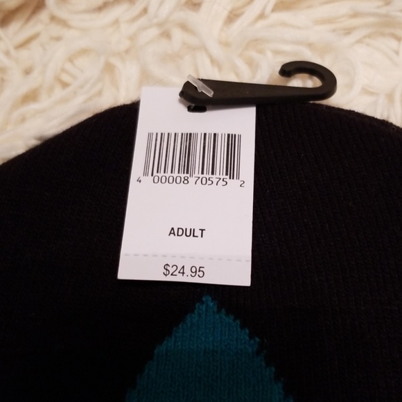 Disney's Everest Hat - Picture 4 of 4